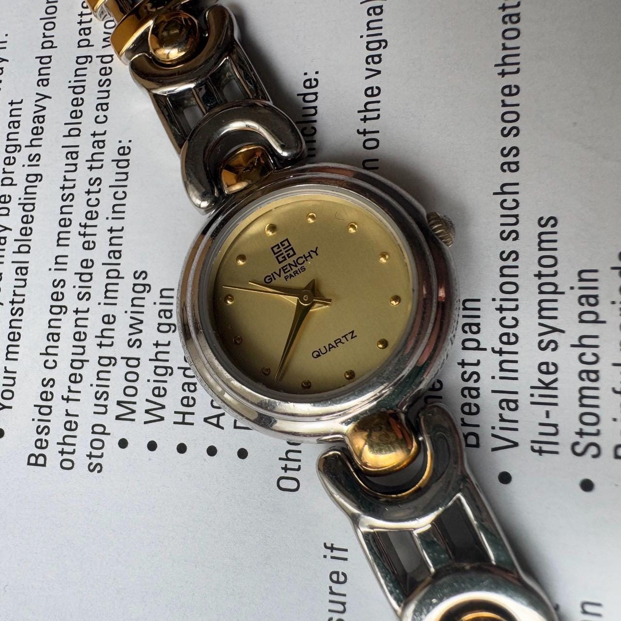 GIVENCHY 腕時計 シルバー/ゴールド Givenchy Women's Vintage Watch Quartz Gold Silver - Etsy