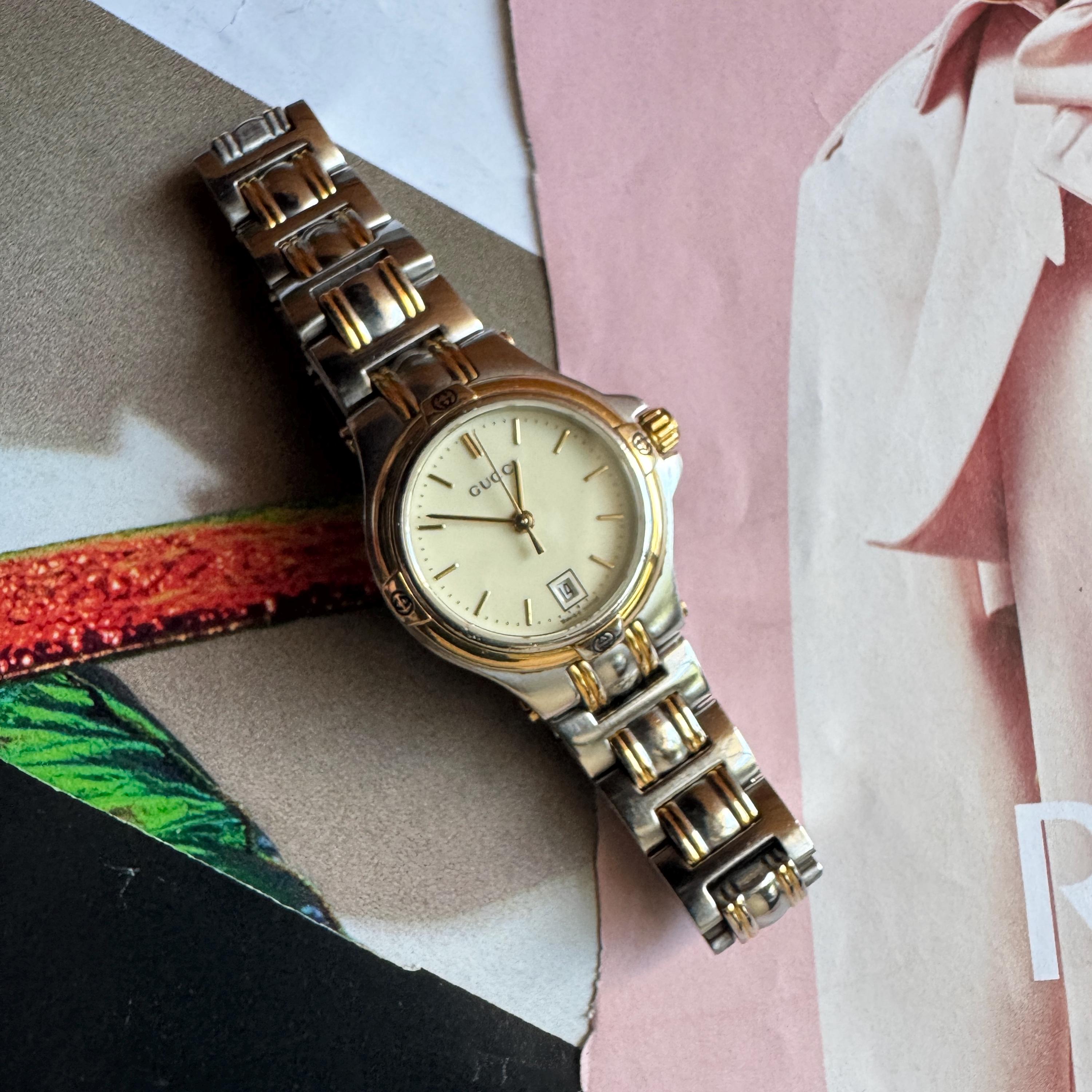 Gucci 9040L Women Vintage Watch Silver Gold Stainless Strap  display picture 1