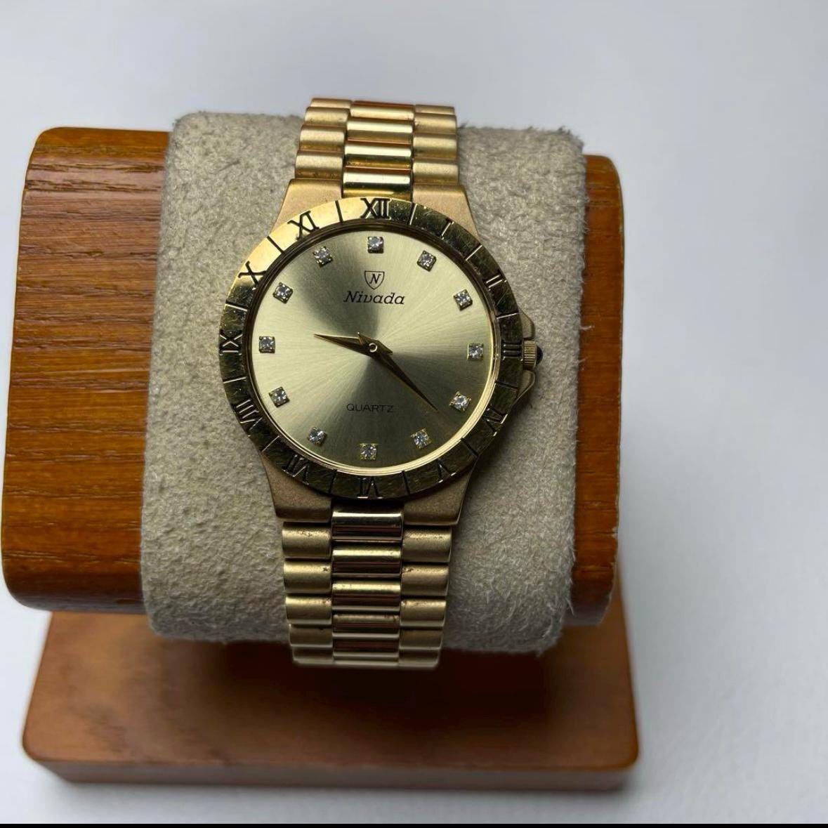 【専用】Nivada ゴールド　腕時計　N-92011 QUATZ Yahoo!オークション - Nivada ニバダ N-92011 クオーツ 時計