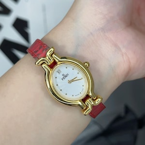 Fendi 640L Women&#39;s Vintage Watch    gold and white face new battery