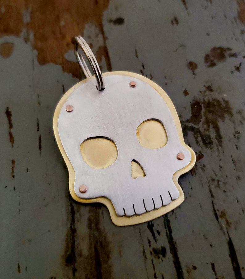 Skull Pet Tag aluminum on brass