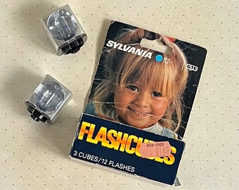 1970s Sylvania Flashcubes, Blue Dot Flashcubes, vintage photography, new old stock