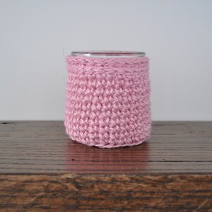 Glass Jar with Jute Twine Crochet Cozy Bathroom Accessory Farmhouse decor Housewarming Gift Upcycled Ecofriendly Q-Tips Succulents Pink