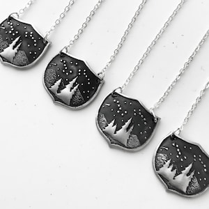 Family Tree Personalized Shield Necklace, Custom Gift for Mom, Silver Big Dipper Little Dipper Stars Mountain Necklace, 1-3 Children Charm image 1