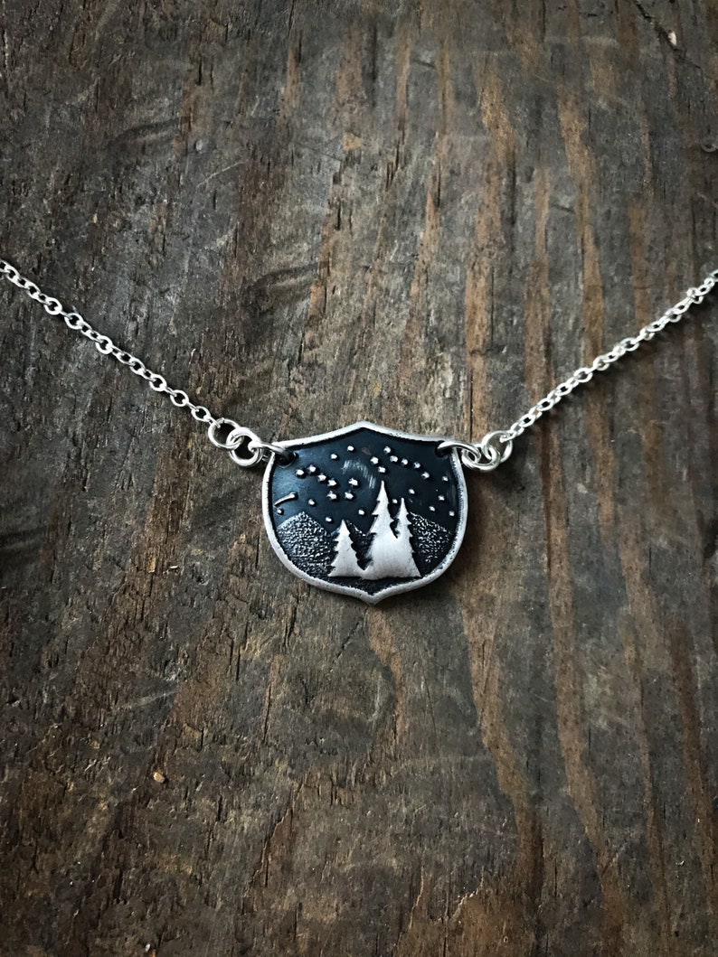 Family Tree Personalized Shield Necklace, Custom Gift for Mom, Silver Big Dipper Little Dipper Stars Mountain Necklace, 1-3 Children Charm image 4