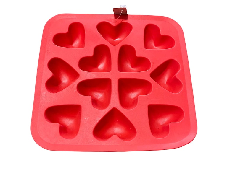 NEW Soap Molds in Various Small Shapes, Hearts, Squares, Flowers, Triangles, Fish Etc. B1 image 4