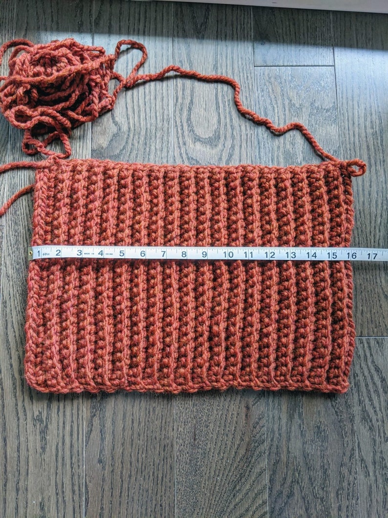 Simple Men's Crochet Hat Pattern Bulky Yarn image 3