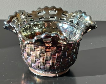 Vintage Fenton iridescent basket weave dish with ruffled edges