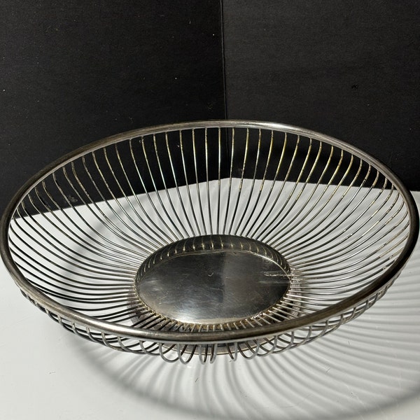 Vintage- 9 inch Plated Silver Wire Fruit or Bread Basket, Made in Italy