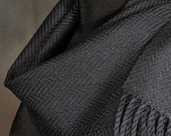 Black scarf / handwoven scarf / merino wool scarf / winter scarf / man's scarf / woman's scarf