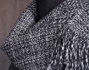 Salt and pepper tweed scarf / HEAVYWEIGHT / handwoven / merino wool