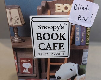 Miniature Snoopy Peanuts Re-Ment Japan - Snoopy's Book Cafe - Blind Box Surprise