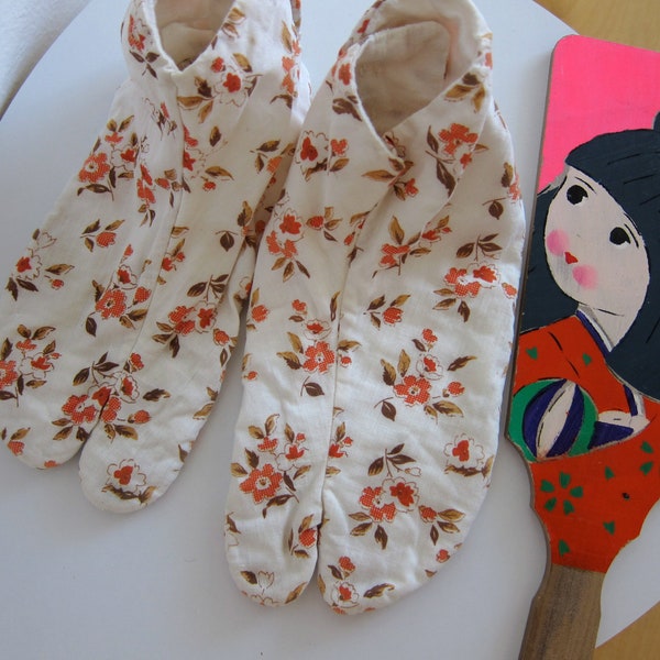 Tabi Socks Japanese - Vintage Floral Print - Persimmon Orange - All Cotton - Metal Tabs - Japan