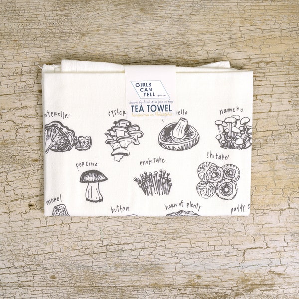 Mushrooms Tea Towel, Mushroom Towel, Kitchen Towel, Apartment dish Towel, White Cotton Towel, Housewarming Gift, Mushroom Lover, Foodie Gift