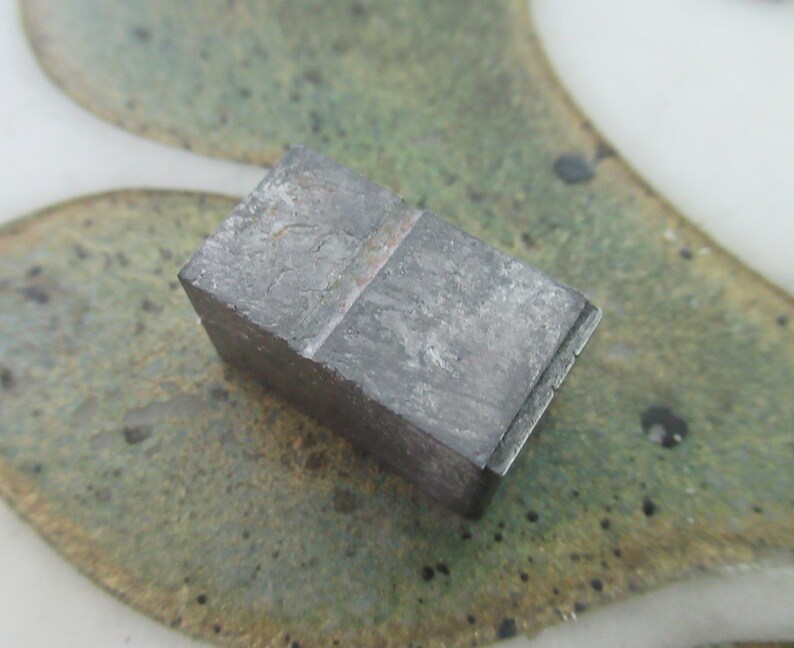 Initial I Decorative Ornament Antique Metal Letterpress Printing Block image 3