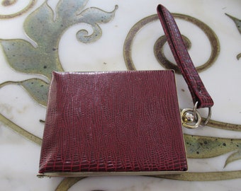 Coin Purse Wallet 1950's Imitation Faux Alligator Clutch Wristlet