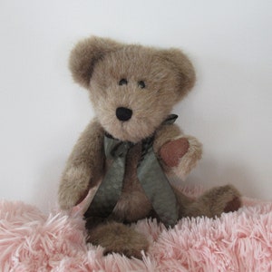 Townsend Q. Bearrister Jointed Boyds Bears NWT Old Store Stock