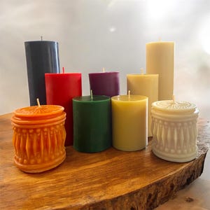 VELAS DE PILAR DE CERA DE ABEJAS. Velas de cera de abejas australiana 100 % pura vertidas a mano.