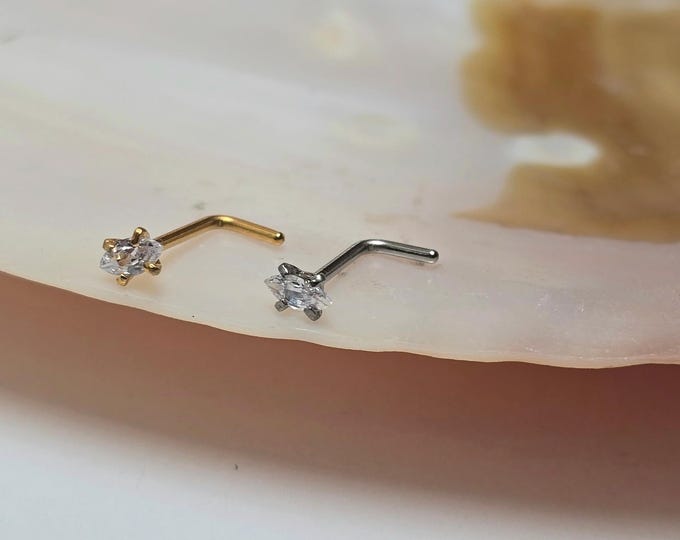 Solitaire Spark Nose Stud • Surgical Steel L-Bend Nostril Jewelry