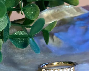 The Lumi Band Ring • 18K Gold Plated Stainless Steel • Waterproof Tarnish-Resistant Jewelry • Minimal Stackable Ring