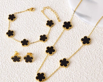 Charming Lucky Clover Bracelet Elegant Jewelry for Everyday Luck