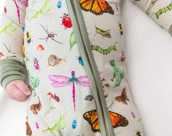 Bugs bamboe babypyjama | Insecten romper pyjama met rits | Converteerbare footie | Genderneutrale babynachtkleding