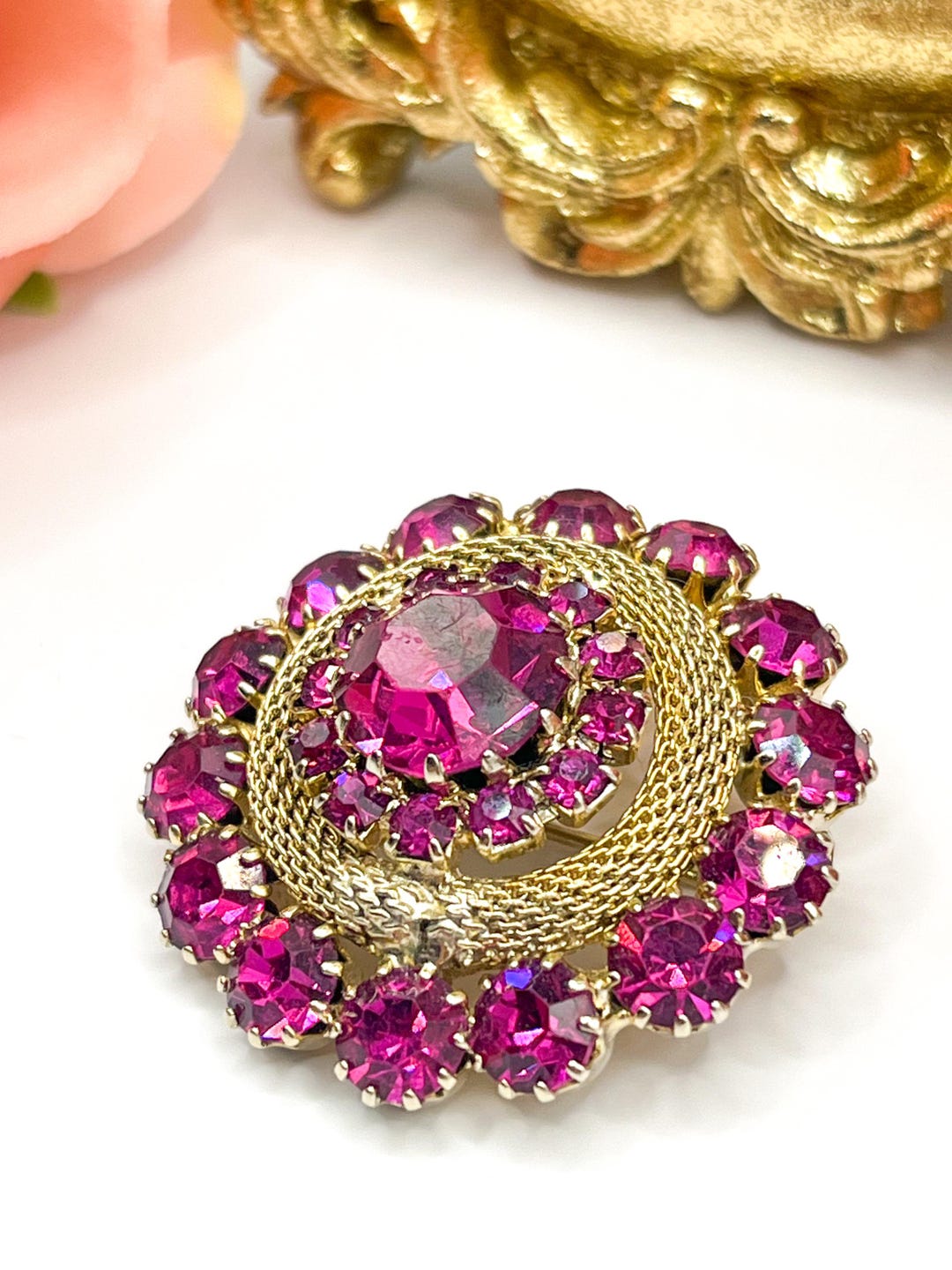 Vintage 1950s WEISS Circular Rhinestone Brooch Purple Pink Intricate ...