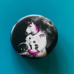 1.25 Inch Magnet: Astronaut Unicorn Color image 1