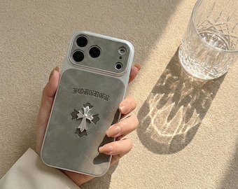 Handgjort gotiskt kors iPhone-skal, frostat akrylfodral