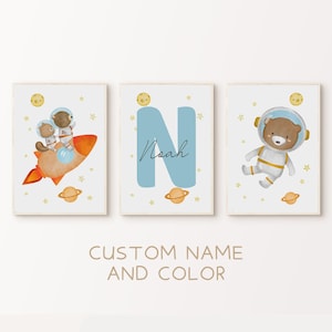Conjunto de espacio de guardería de 3 impresiones, arte personalizado de la pared de la habitación del niño, cartel de los niños del espacio exterior, arte imprimible del astronauta del oso de peluche del nombre personalizado