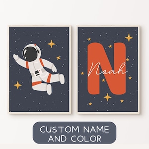 Conjunto personalizado del espacio de la guardería de 2 impresiones, arte de pared imprimible de la habitación del niño, cartel de los niños del espacio exterior, arte DIGITAL del astronauta del nombre personalizado