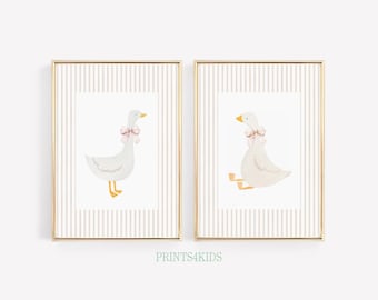 Láminas de ganso para guardería (juego de 2): Arte de pared imprimible neutro para niña, decoración vintage de pato y lazo (descarga digital)