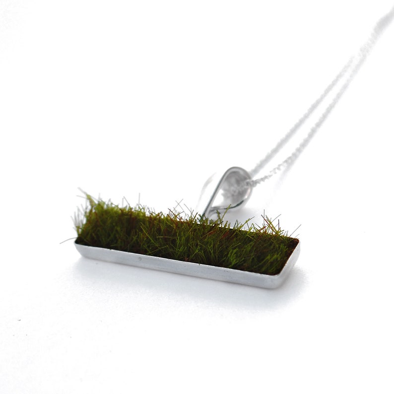 Gather Moss Pendant, Horizontal image 1