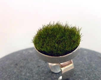 Gather, Circle Moss Ring