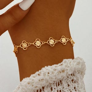 Four Leaf Lucky Clover Fashion Clover Stainless Steel Hollow 18K Gold Plated Adjustable Bracelet
