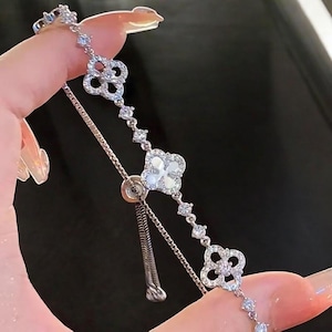 Four Leaf Lucky Clover Fashion  Cubic Zirconia Diamond Elegant Adjustable Bracelet