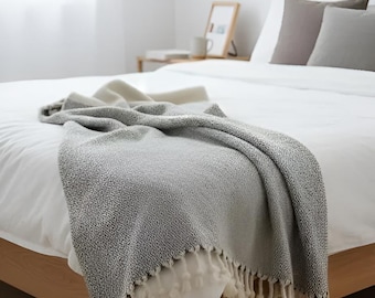 Cotton Fringe Throw Blanket – Boho Woven Couch & Bedroom Throw, Cozy Home Décor