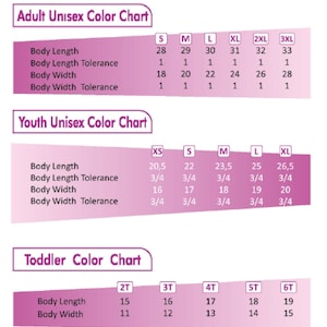 Op de afbeelding: Een maattabel voor unisex kleding voor volwassenen, jongeren en peuters. De tabel toont lichaamslengte- en breedtematen in centimeters voor verschillende maten, waaronder S, M, L, XL, 2XL en 3XL voor volwassenen, XS tot XL voor jongeren.