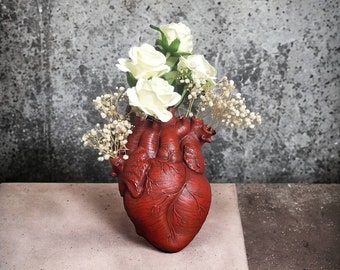 Gotische hartvaas, vazen voor bloemen, creatieve hartvormige sculptuur, op maat gemaakte vaas, hartvormige kunstharsvaas, desktop woondecoratie