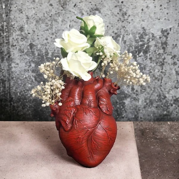 Gothic Heart Vase, Vases For Flowers, Creative Heart-Shaped Sculpture, Customized Vase, Heart-Shaped Art Resin Vase, Desktop Home Decoration