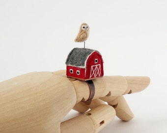 Ring Pincushion - Red Barn and barn owl