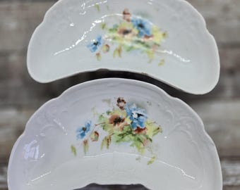 Vintage Crescent Floral Dishes: Cottagecore Decor, Set of 2
