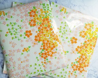 Pretty Orange & Yellow Flowered Patterned Wallpaper