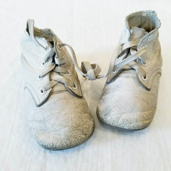 Vintage White Leather Baby Booties, Collectible, … - image 7