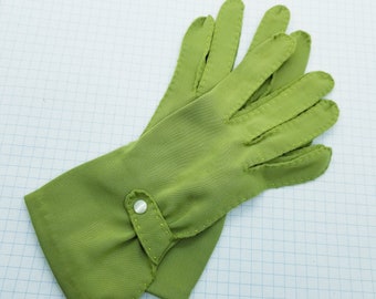 Vintage Bright Green Handstitched Nylon Gloves, Small Size 6