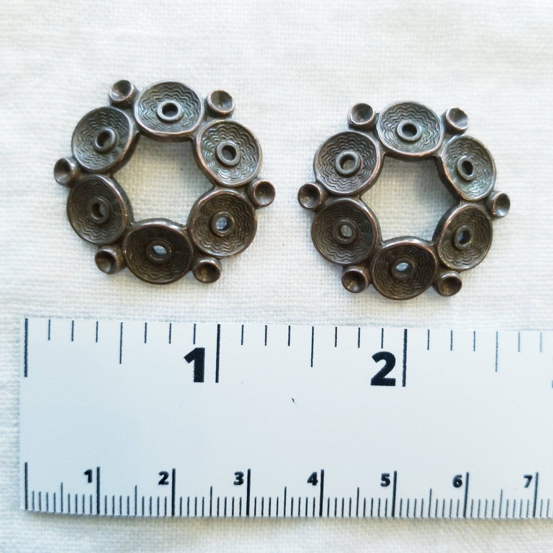 Vintage Brass Jewelry Findings Set of 2 Circle Findings Etsy