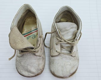 Vintage White Leather Baby Booties: Cottagecore Collectible- Pair 2
