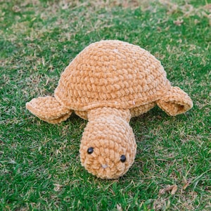 Adorable Crochet Turtle Pattern, Amigurumi Stuffed Animal Pattern, Fun & Easy Crochet Turtle Pattern, Friendly Digital PDF Files in English