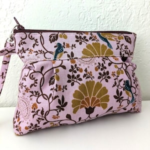 Wristlet Bag, Clutch Bag, Wristlet Purse, Cosmetic Bag, Zipper Pouch, Clutch Purse, Wallet, Bridesmaid - Pink