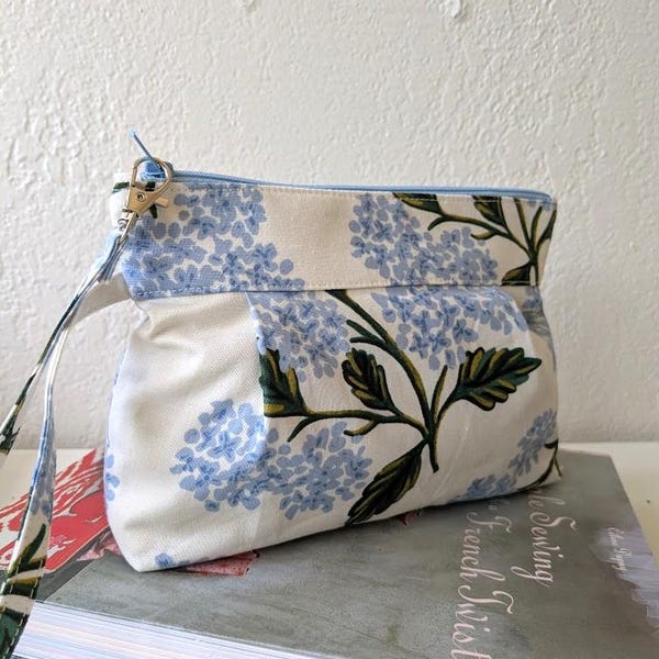 Hydrangea Floral Wristlet Bag: The Perfect Everyday Wristlet & Travel Pouch